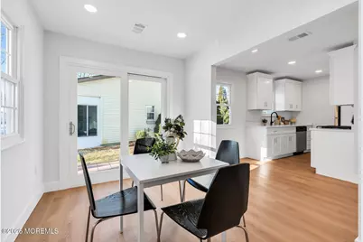 5 Jaffreyton Close, Freehold, NJ 07728 - Photo 8