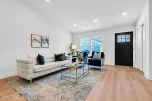 5 Jaffreyton Close, Freehold, NJ 07728 - Photo 4