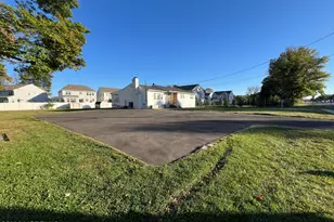 17 S Main St, Marlboro Township, NJ 07746 - Photo 2