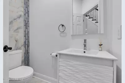 37 Fells Drive, Manalapan Township, NJ 07726 - Photo 4