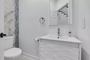 37 Fells Dr, Manalapan Township, NJ 07726 - Photo 4