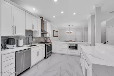 37 Fells Drive, Manalapan Township, NJ 07726 - Photo 12