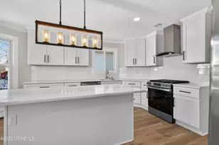 199 Canterbury Ln, Toms River Township, NJ 08757 - Photo 14