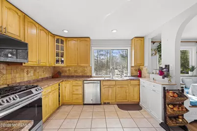 45 Lone Star Lane, Manalapan Township, NJ 07726 - Photo 12