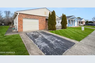 24 Santiago Drive W, Toms River Township, NJ 08757 - Photo 2