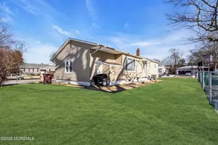 20 Fairwood Dr, Bayville, NJ 08721 - Photo 2