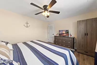 213 W 13th Street, Ship Bottom, NJ 08008 - Photo 38