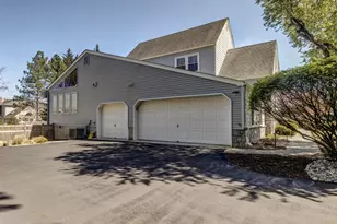 22 Hickory Ln, Freehold, NJ 07728 - Photo 24