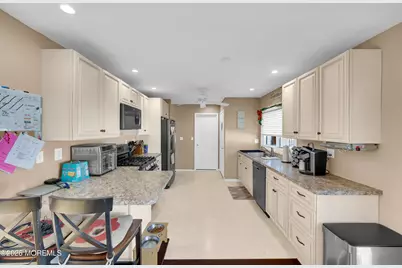 215 Lakewood Avenue, Berkeley, NJ 08721 - Photo 14