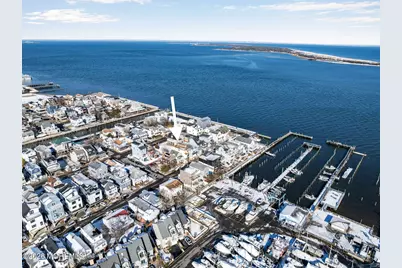 14 Seadrift Avenue, Highlands, NJ 07732 - Photo 2