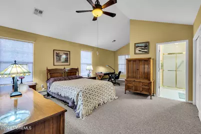 39 Strawberry Lane, Lakewood, NJ 08701 - Photo 16