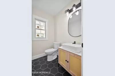 715 Stuyvesant Avenue, Lyndhurst Township, NJ 07071 - Photo 16