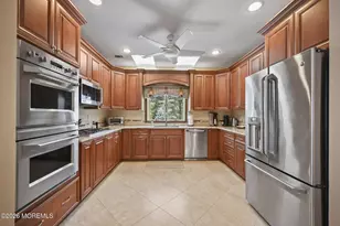 145 Sheffield Dr, Freehold, NJ 07728 - Photo 20