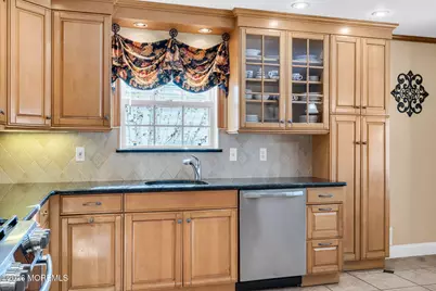 94 Sleepy Hollow Drive, Brick, NJ 08724 - Photo 12