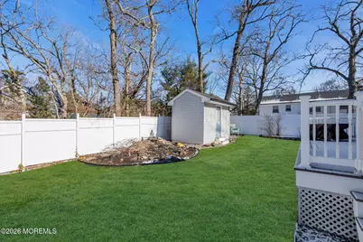 242 Pennsylvania Avenue, Pine Beach, NJ 08741 - Photo 32