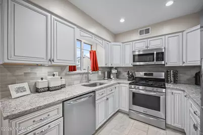 316 Middlewood Road, Middletown, NJ 07748 - Photo 14