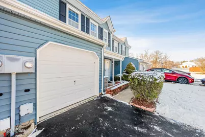 19 Sloop Square, Freehold, NJ 07728 - Photo 2