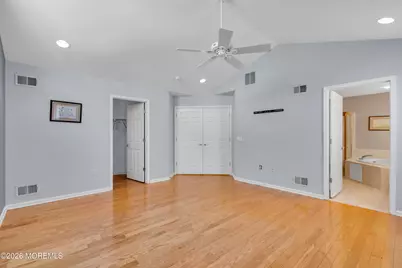 72 Rosewood Drive, Lakewood, NJ 08701 - Photo 24