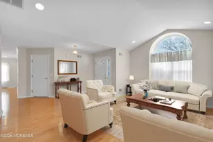 72 Rosewood Dr, Lakewood, NJ 08701 - Photo 4