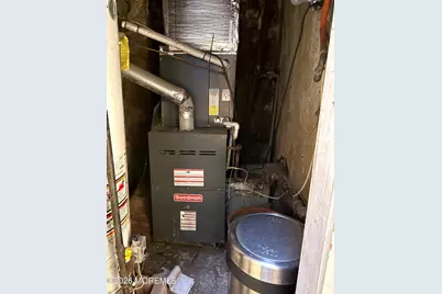 415 Bond Street, Asbury Park, NJ 07712 - Photo 18