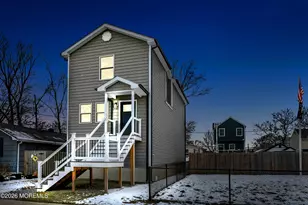 723 Monmouth Pkwy, North Middletown, NJ 07748 - Photo 28