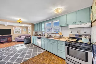 265 Thompson Ave, North Middletown, NJ 07748 - Photo 12