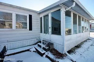 509 Rosalind Rd, Freehold, NJ 07728 - Photo 22