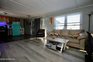 509 Rosalind Rd, Freehold, NJ 07728 - Photo 8