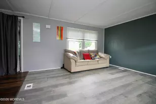 509 Rosalind Rd, Freehold, NJ 07728 - Photo 6