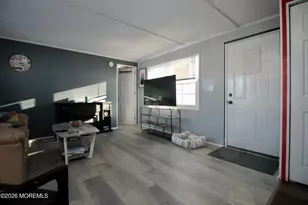 509 Rosalind Rd, Freehold, NJ 07728 - Photo 8