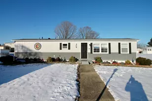 509 Rosalind Rd, Freehold, NJ 07728 - Photo 2