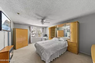 99 Woodmere Dr, Sayreville, NJ 08859 - Photo 26