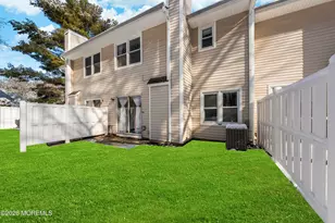 99 Woodmere Dr, Sayreville, NJ 08859 - Photo 44