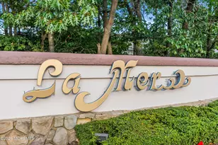 99 Woodmere Dr, Sayreville, NJ 08859 - Photo 50