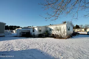 614 Jerome Pl, Freehold, NJ 07728 - Photo 18