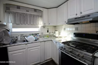 614 Jerome Place, Freehold, NJ 07728 - Photo 10