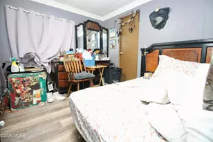 614 Jerome Pl, Freehold, NJ 07728 - Photo 16