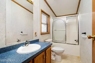 405 Maplehurst Ct, Manchester Township, NJ 08759 - Photo 10
