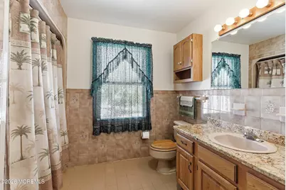 702 Radcliffe Road, Lanoka Harbor, NJ 08734 - Photo 32