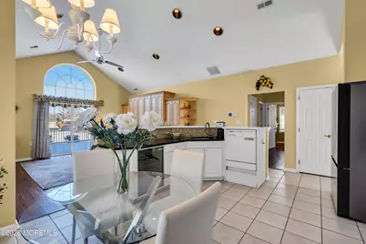 42 Milton Drive, Manchester Township, NJ 08759 - Photo 4