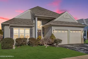 42 Milton Dr, Manchester Township, NJ 08759 - Photo 4