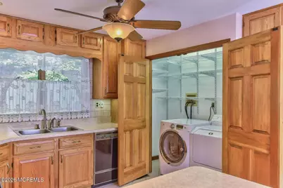 331 Morris Boulevard, Toms River Township, NJ 08753 - Photo 12