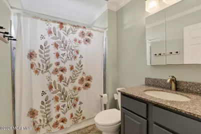 90 Evesboro Lane, Freehold, NJ 07728 - Photo 26