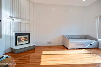424 Middlewood Road, Middletown, NJ 07748 - Photo 2