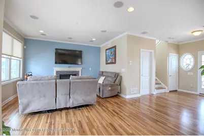 207 Ceylon Avenue, Seaside Heights, NJ 08751 - Photo 4