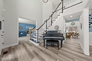 1090 Ridge Ave, Manahawkin, NJ 08050 - Photo 8