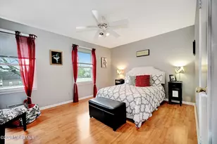 18 Devon Dr, Manalapan Township, NJ 07726 - Photo 24