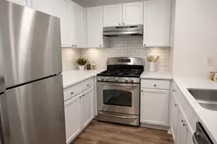 25 Thoroughbred Fare, Tinton Falls, NJ 07753 - Photo 10