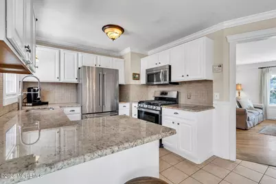 21 Cliffwood Drive, Neptune Township, NJ 07753 - Photo 8