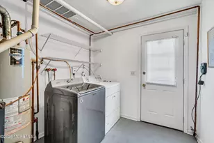 21 Cliffwood Dr, Neptune Township, NJ 07753 - Photo 42